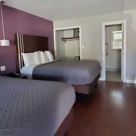 Muir Lodge Motel Martinez Buitenkant foto