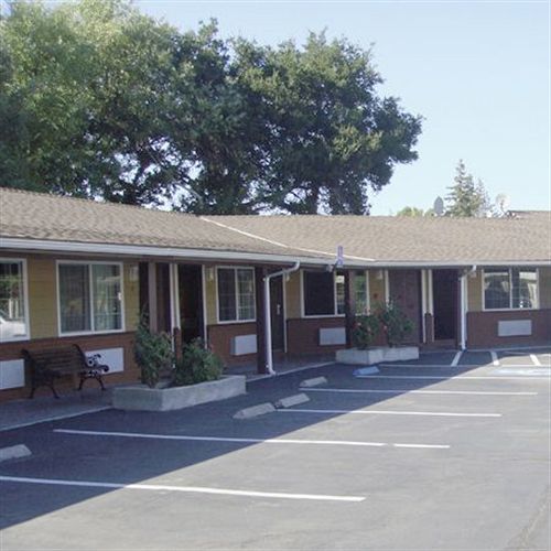 Muir Lodge Motel Martinez Buitenkant foto